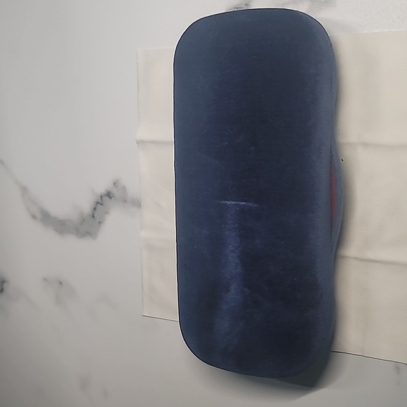 Authentic Gucci Blue  Velvet Eyewear Case - Picture 4 of 6